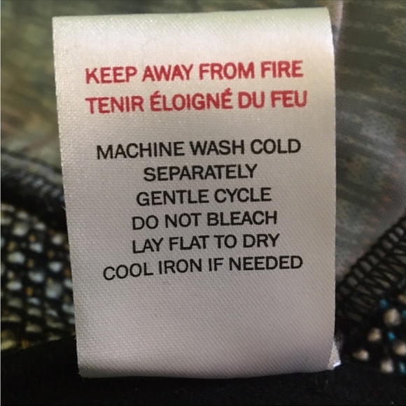 ISLE Melis Kozan designer sweater jacket in excellent condition gold, teal, bla… - Picture 10 of 13